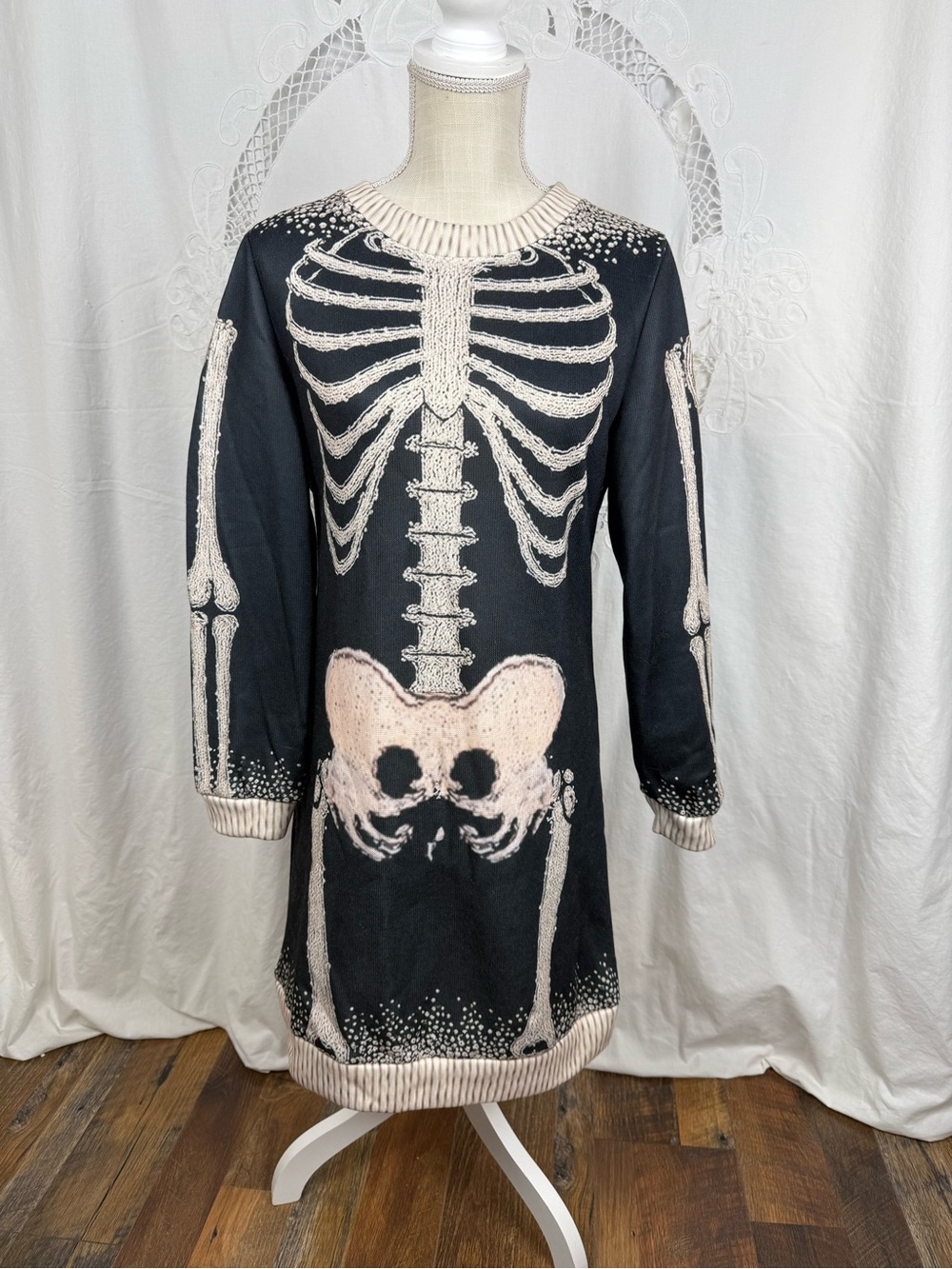 Black & Cream Skeleton Graphic Crewneck Sweater Dress - Size Medium